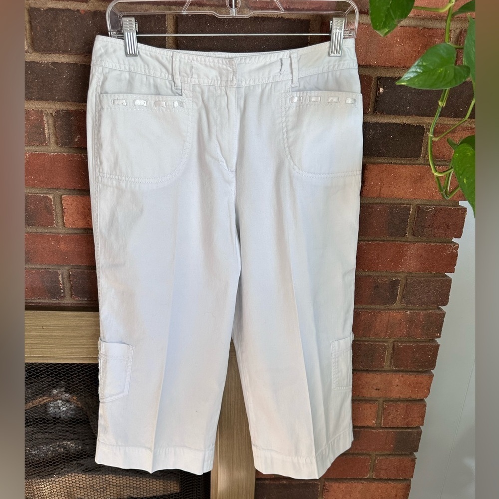 #6) Larry Levine 97% Cotton 3% Spandex comfy Capri.